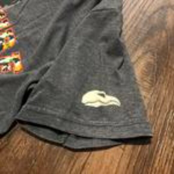 Vulture Skateboard Dark Grey Tee – Size Small - Picture 3 of 5